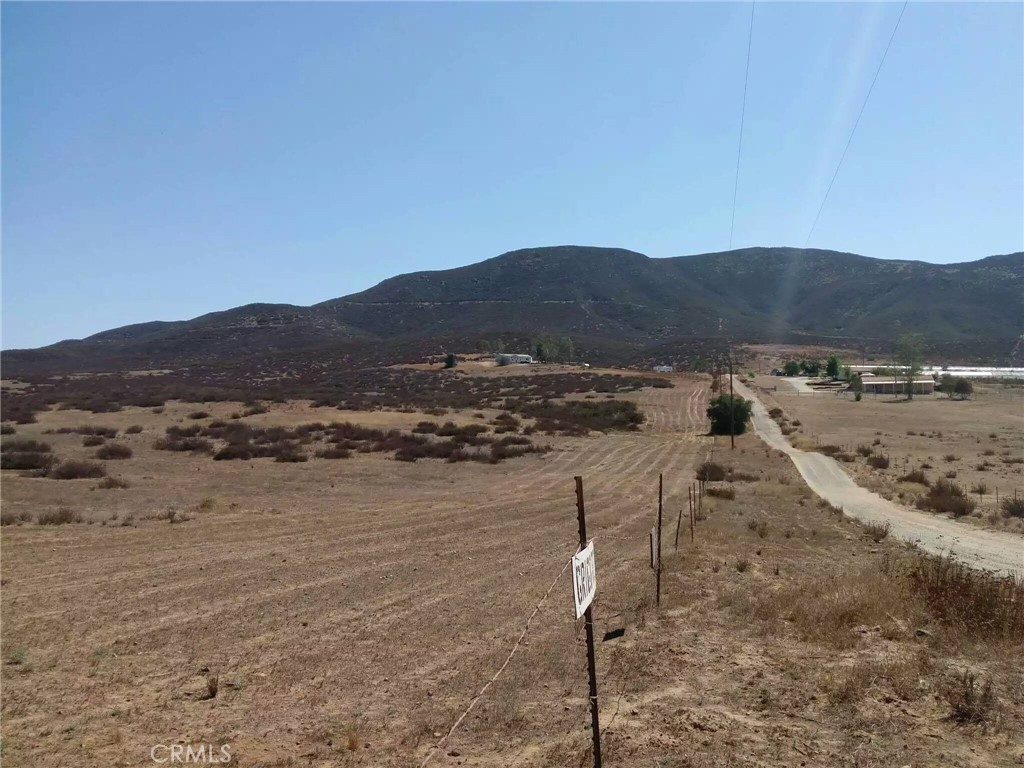 MLS #WS25098768 image #1