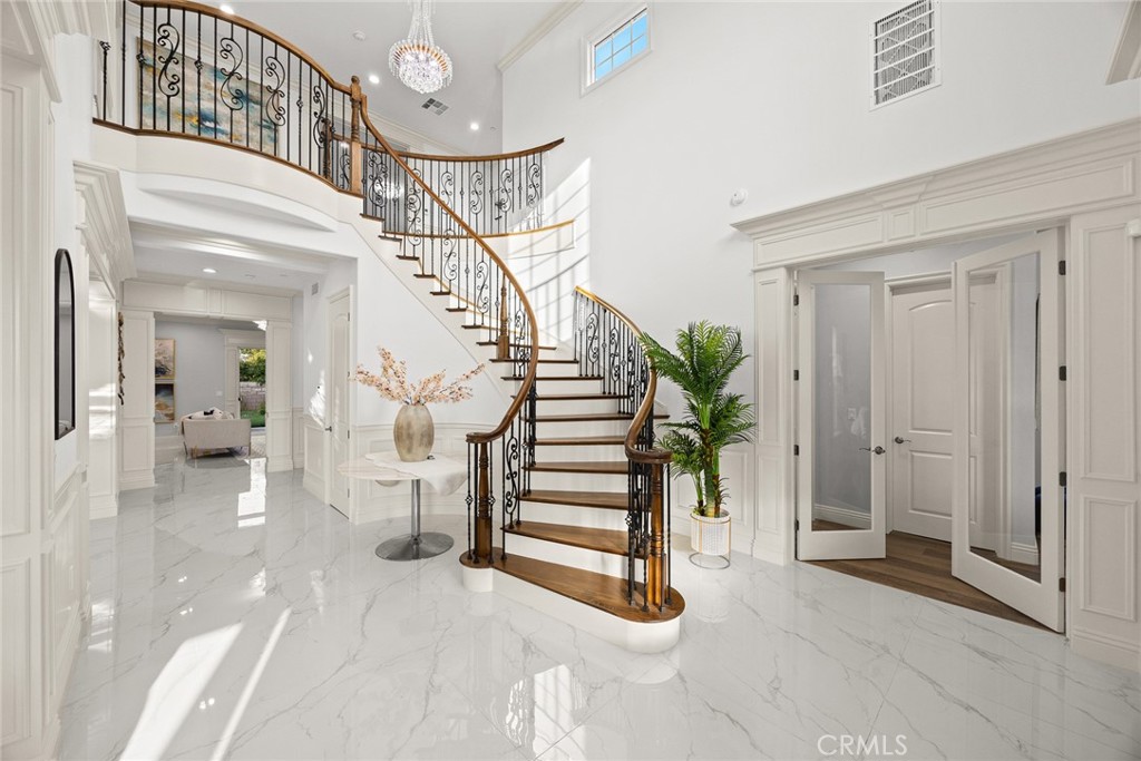 MLS #WS25101266 image #14