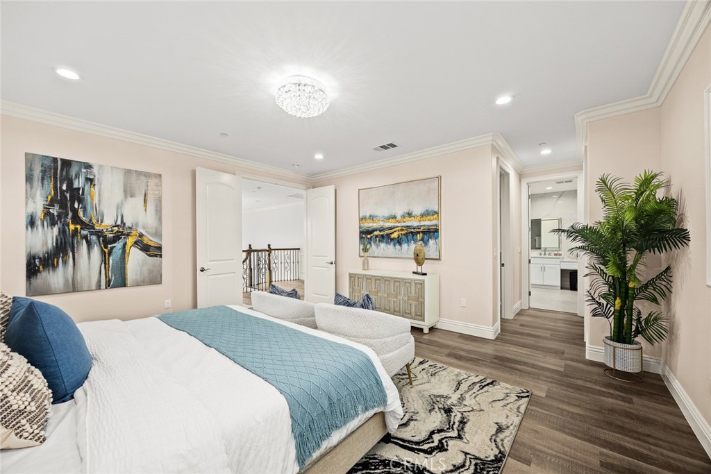 MLS #WS25101266 image #46