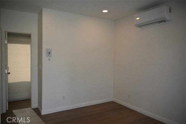 MLS #WS25106088 image #2