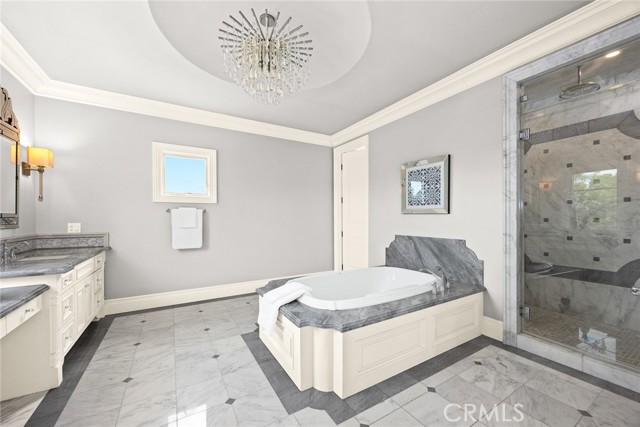 MLS #WS25108954 image #54