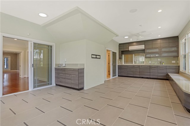 MLS #WS25119967 image #22