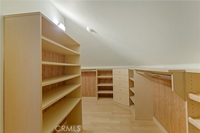 MLS #WS25119967 image #38