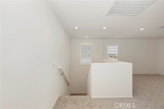 MLS #WS25121712 image #13