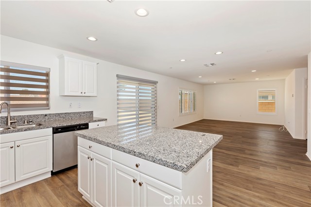 MLS #WS25121712 image #18