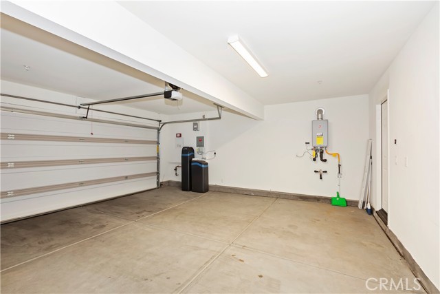 MLS #WS25121712 image #24