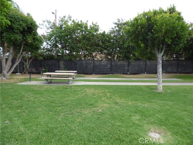 MLS #WS25124491 image #10