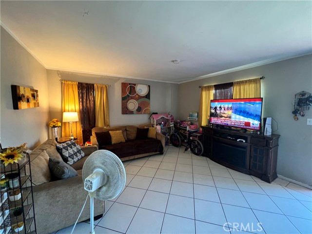 MLS #WS25124993 image #3