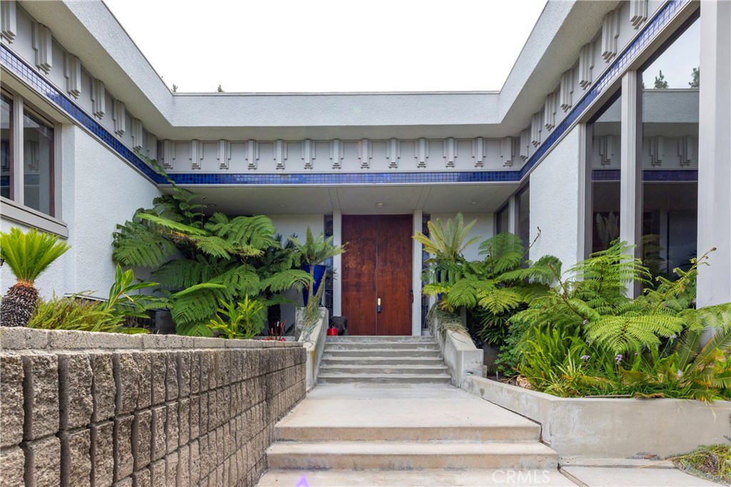 MLS #WS25125127 image #0