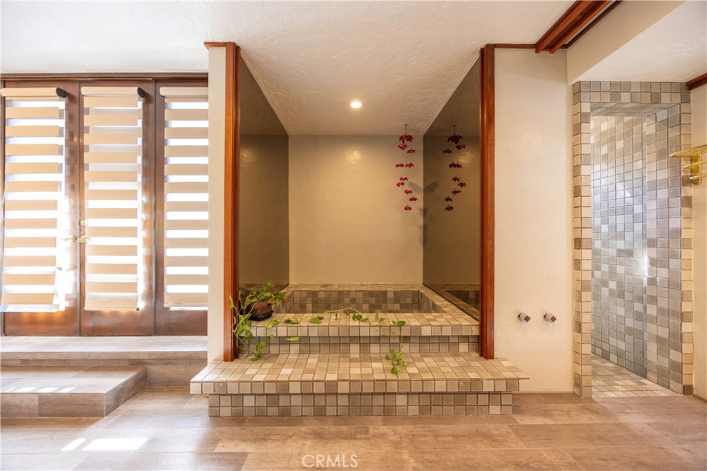 MLS #WS25125127 image #23