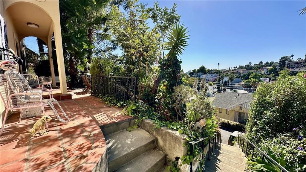 MLS #WS25125243 image #10