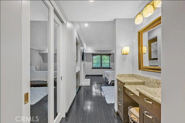 MLS #WS25125725 image #32