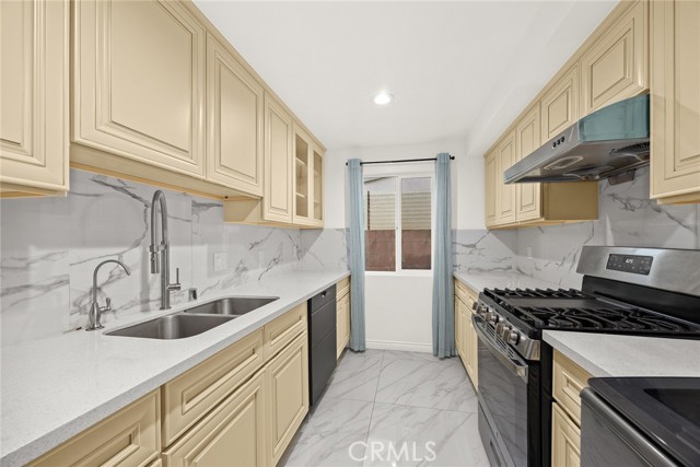 MLS #WS25125823 image #9