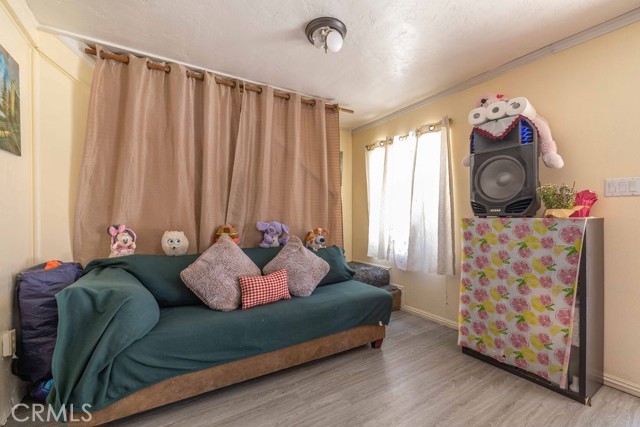 MLS #WS25127357 image #2