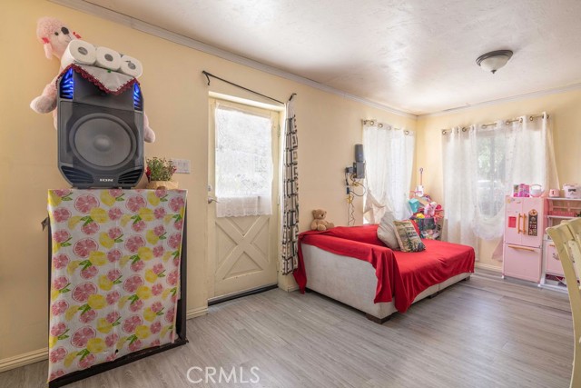 MLS #WS25127357 image #4