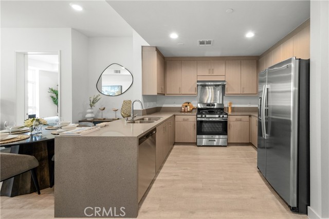 MLS #WS25131517 image #1