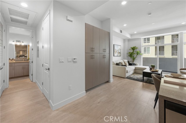 MLS #WS25131517 image #5