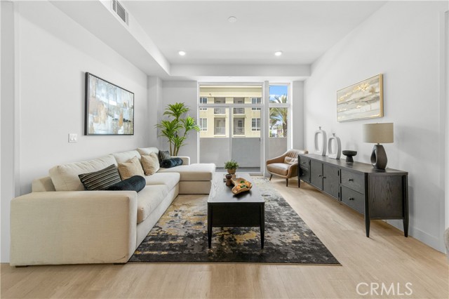 MLS #WS25131517 image #7