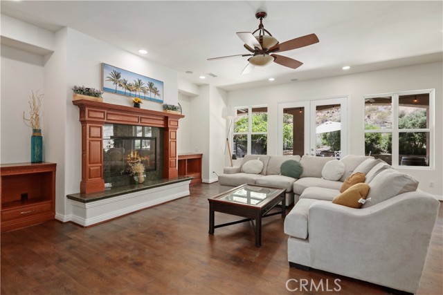 MLS #WS25133292 image #3