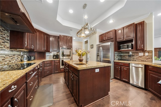 MLS #WS25133292 image #9