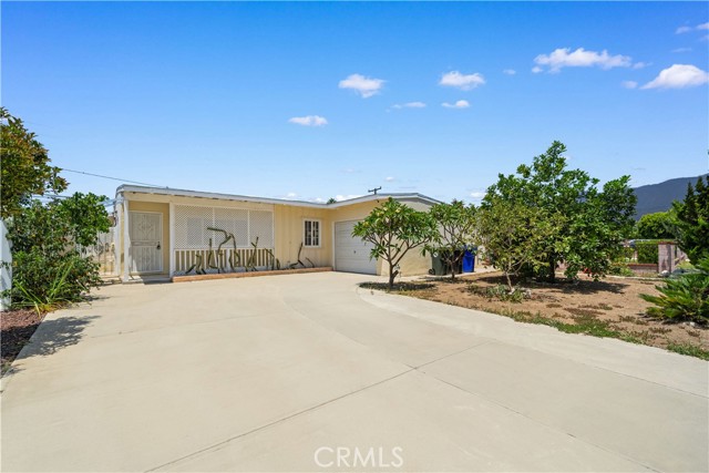 MLS #WS25134331 image #0