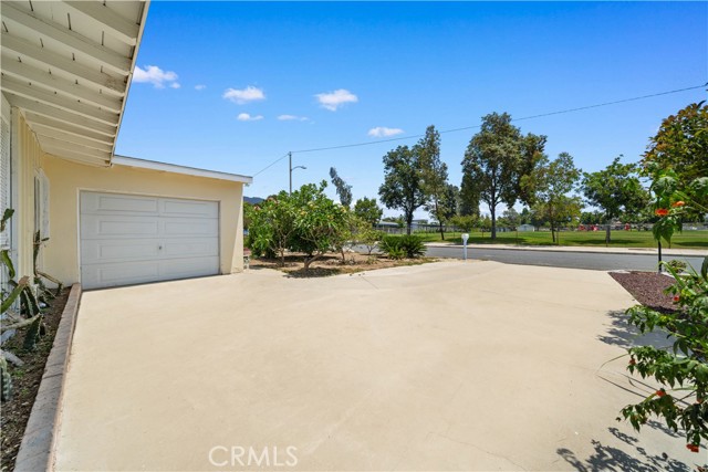 MLS #WS25134331 image #1