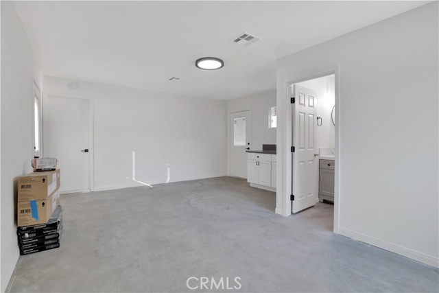 MLS #WS25135206 image #16