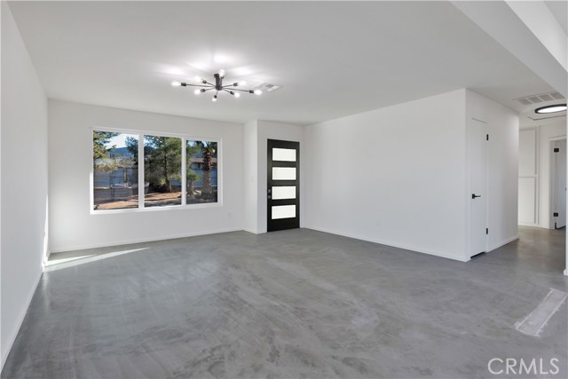 MLS #WS25135206 image #4