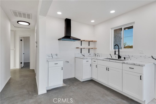 MLS #WS25135206 image #8