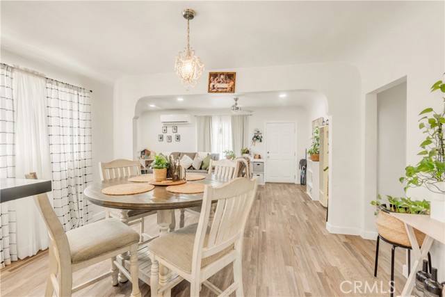 MLS #WS25141019 image #13