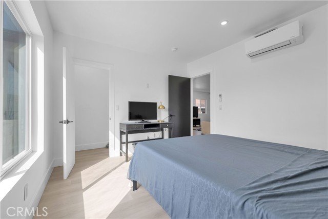 MLS #WS25142004 image #6