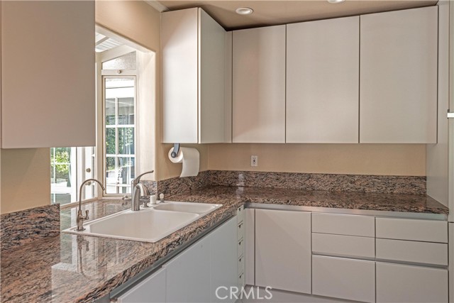 MLS #WS25142252 image #13