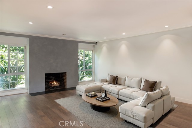 MLS #WS25142252 image #2