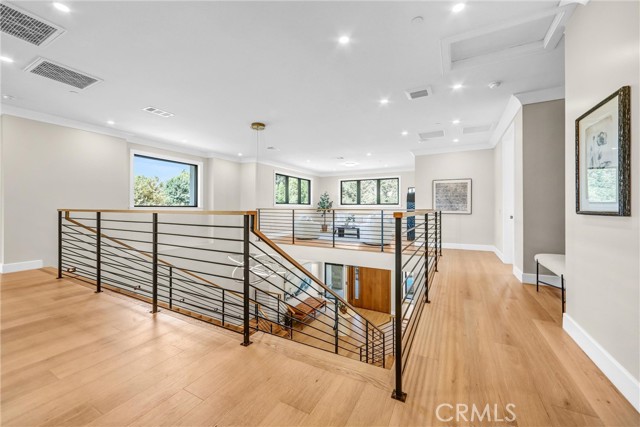 MLS #WS25143365 image #20