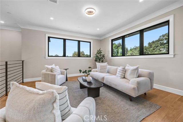 MLS #WS25143365 image #27