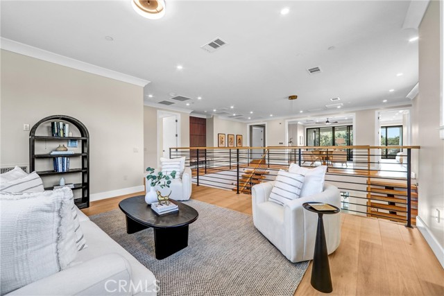 MLS #WS25143365 image #28