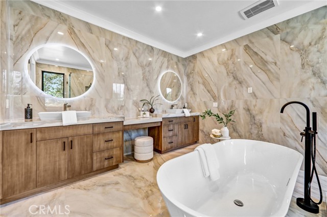 MLS #WS25143365 image #34