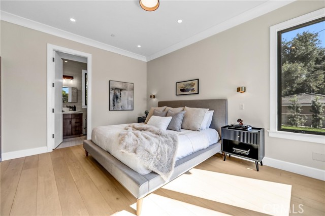 MLS #WS25143365 image #60