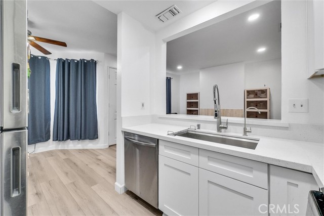 MLS #WS25143557 image #12