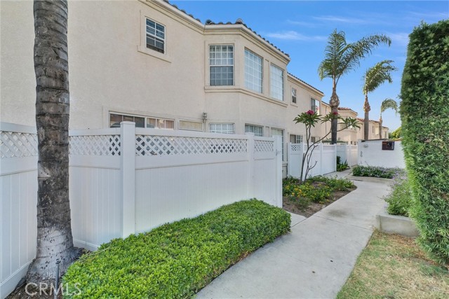 MLS #WS25143557 image #3