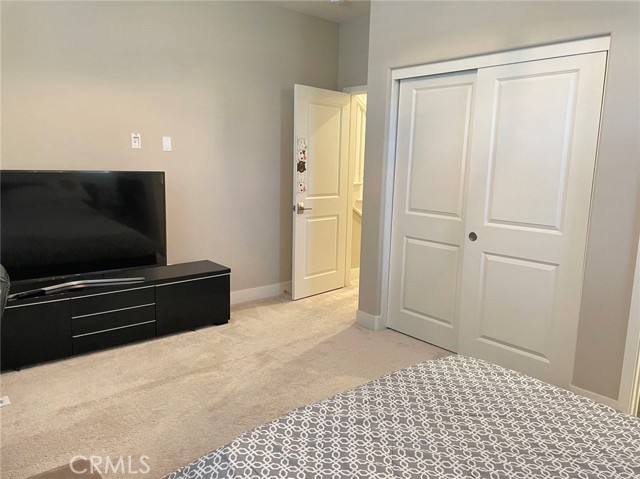 MLS #WS25144280 image #14