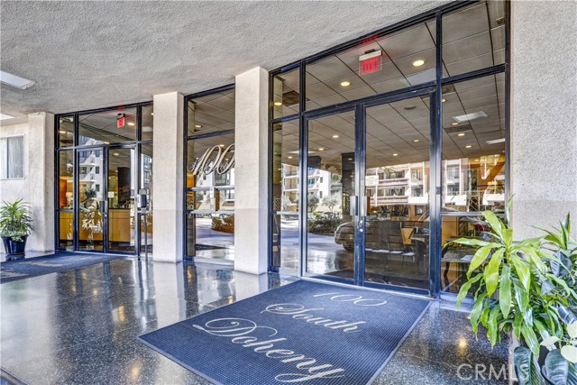 MLS #WS25144286 image #0