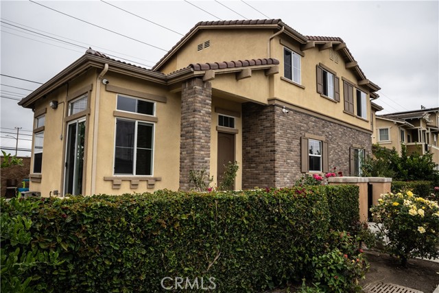 MLS #WS25145794 image #1