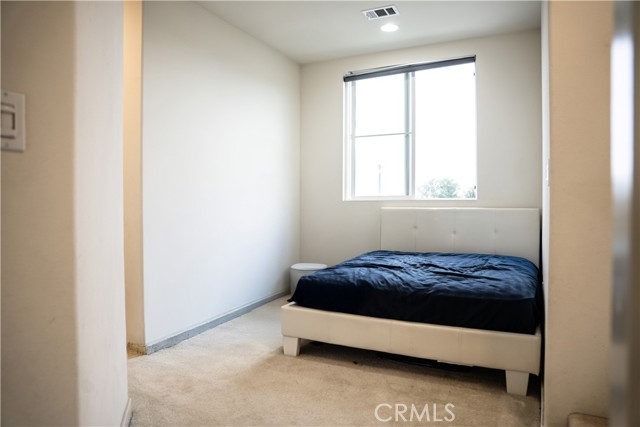 MLS #WS25145794 image #19