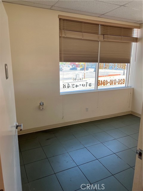 MLS #WS25148880 image #7