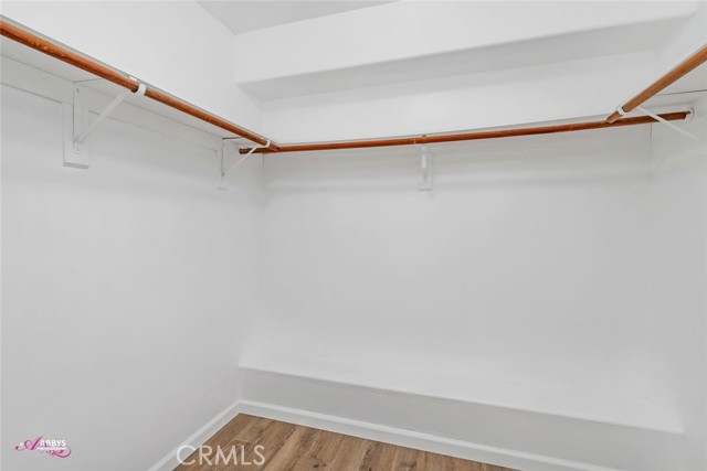 MLS #WS25148992 image #14