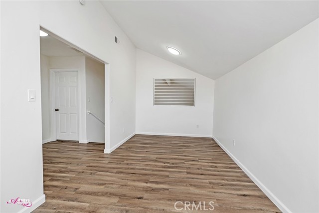 MLS #WS25148992 image #18