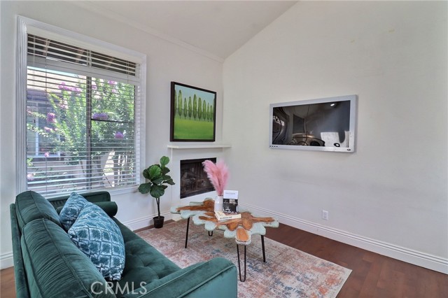 MLS #WS25149362 image #6