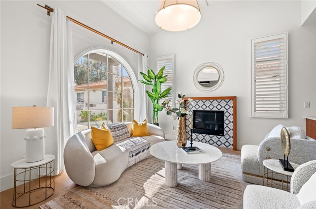 MLS #WS25149796 image #10