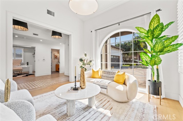 MLS #WS25149796 image #12